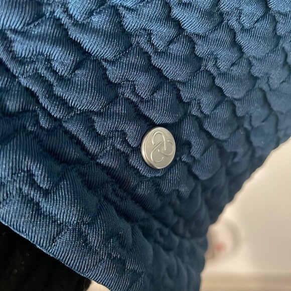 Zella Cozy Blue Textured Hoodie - Picture 4 of 7